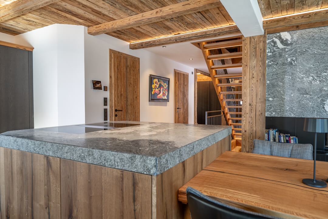 Kitchen Island Rauriser natural stone countertop