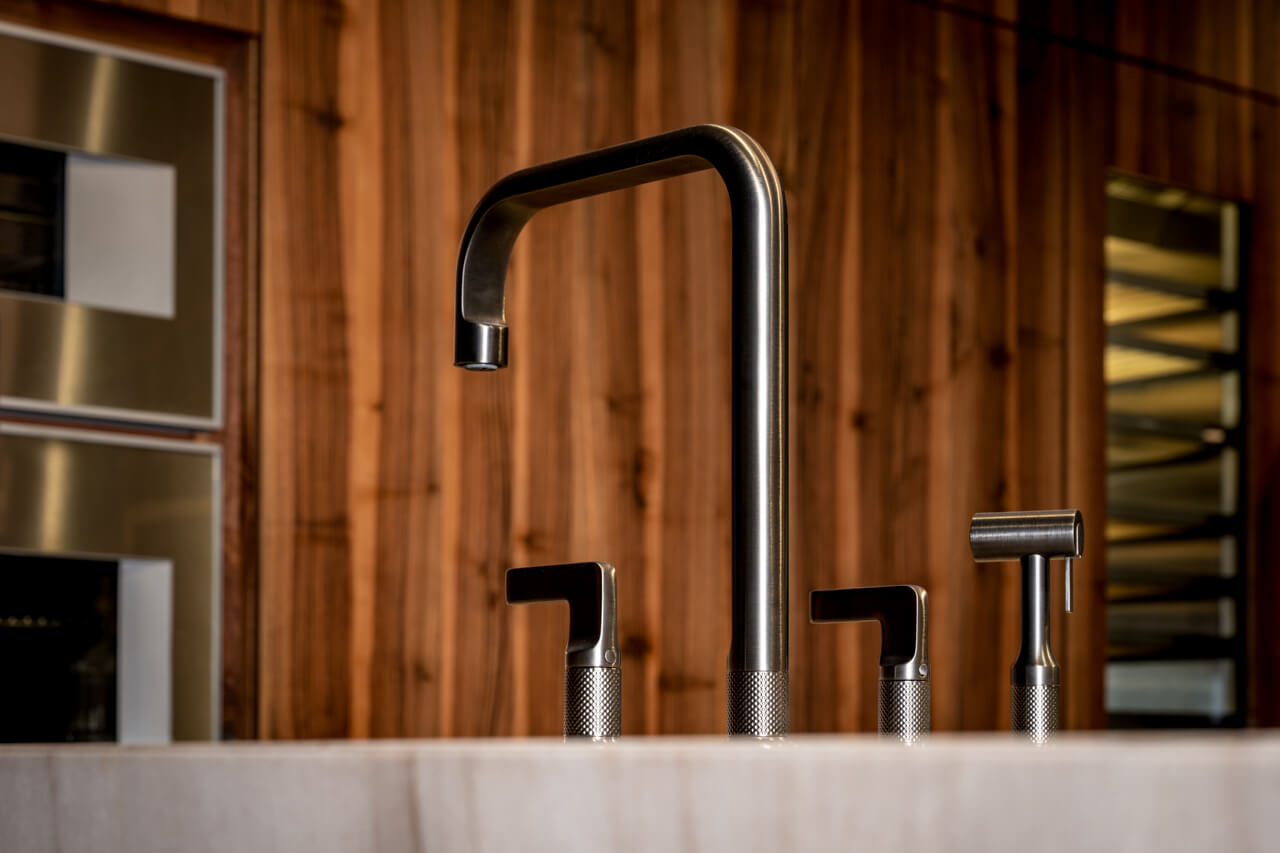 Bronze kitchen fixtures