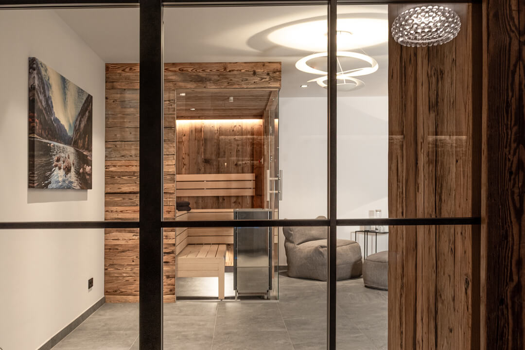 Reclaimed wooden sauna