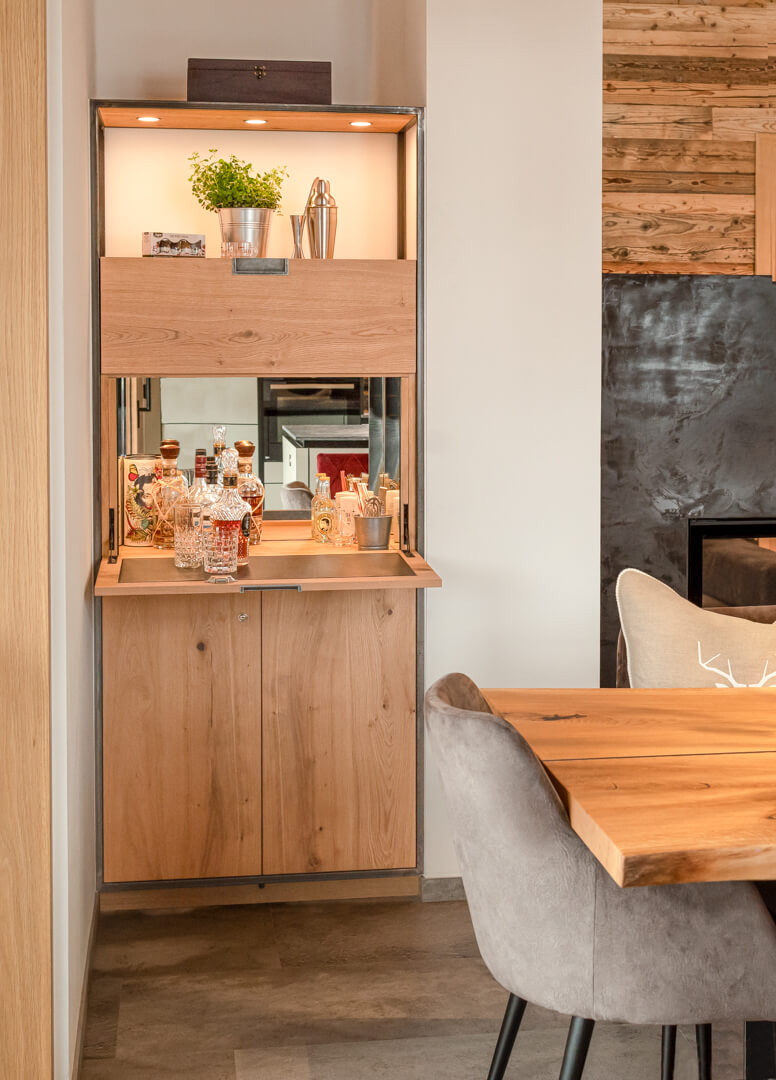 Hidden Built-In Bar