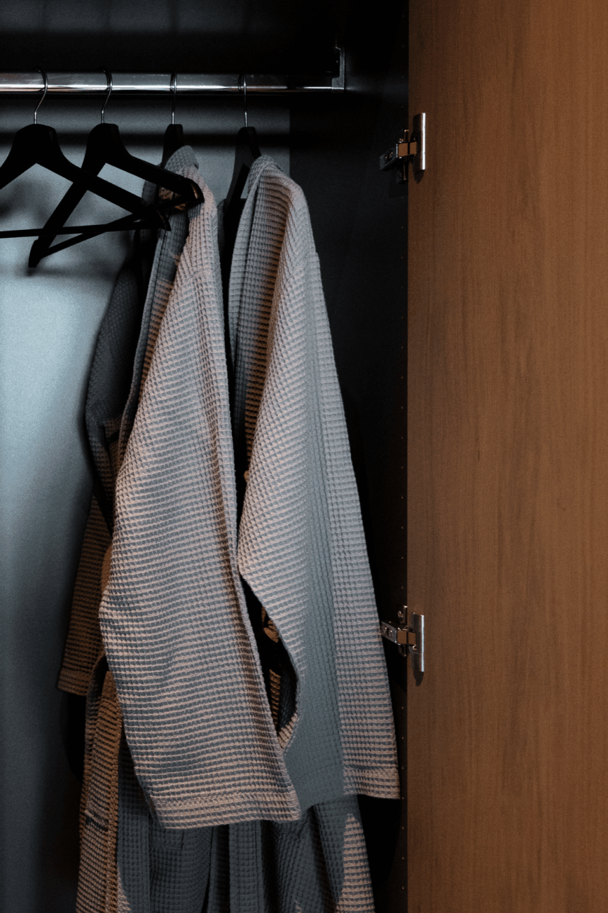 Made-to-measure closet